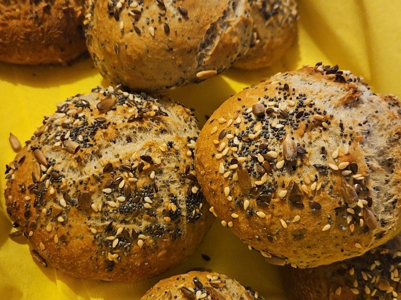 Cliquez pour zoomer ! Petits pains aux céréales Thermomix par Caro