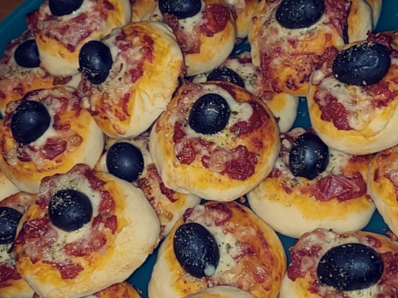 Cliquez pour zoomer ! Pizzette Thermomix par Caro