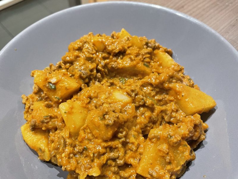 Cliquez pour zoomer ! Boeuf aux poivrons et pommes de terre Thermomix par gwendy92