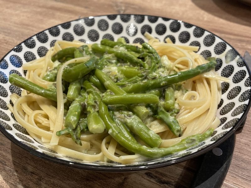 Cliquez pour zoomer ! Tagliatelles aux asperges vertes Thermomix par coco@31