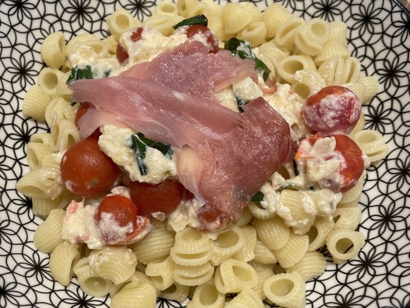 Cliquez pour zoomer ! Pâtes tomates cerises et ricotta Thermomix par coco@31