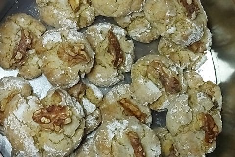 Cliquez pour zoomer ! Ghribas aux noix et amandes Thermomix par peggo