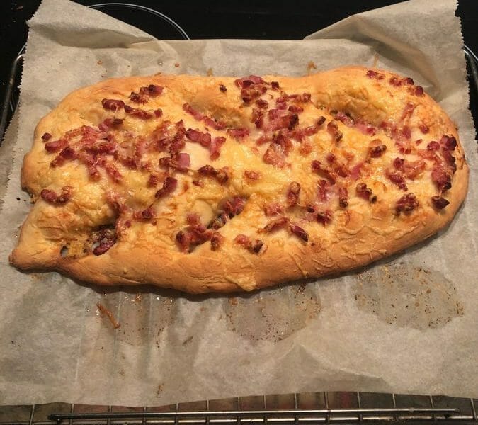 Cliquez pour zoomer ! Fougasse chèvre et lardons Thermomix par Chlooefrs