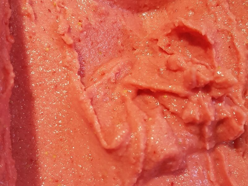 Cliquez pour zoomer ! Glace à la fraise Thermomix par Nickou064