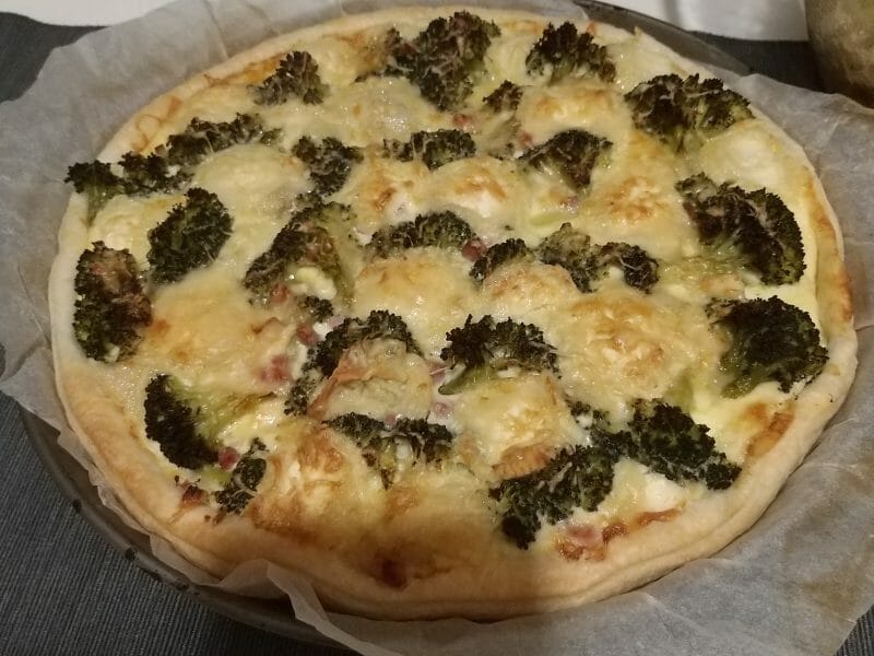 Cliquez pour zoomer ! Tarte aux brocolis et roquefort Thermomix par V-aness