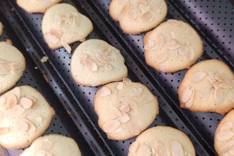 Cliquez pour zoomer ! Tuiles aux amandes Thermomix par mumudu07