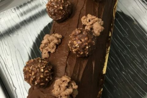 Cliquez pour zoomer ! Bûche Ferrero Rocher Thermomix par Mallory30
