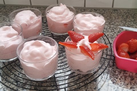 Cliquez pour zoomer ! Mousse de fraises au Thermomix