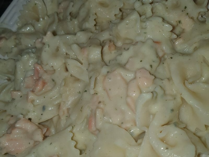 Cliquez pour zoomer ! Farfalle à la crème de courgettes Thermomix par Dadouche