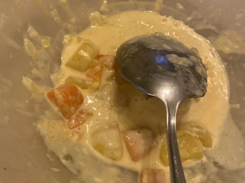 Cliquez pour zoomer ! Pommes de terre et knackis sauce cheddar Thermomix par Nicocoline