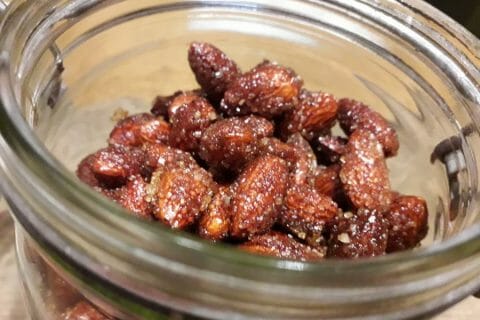 Cliquez pour zoomer ! Amandes grillées à la cannelle et au miel au Thermomix