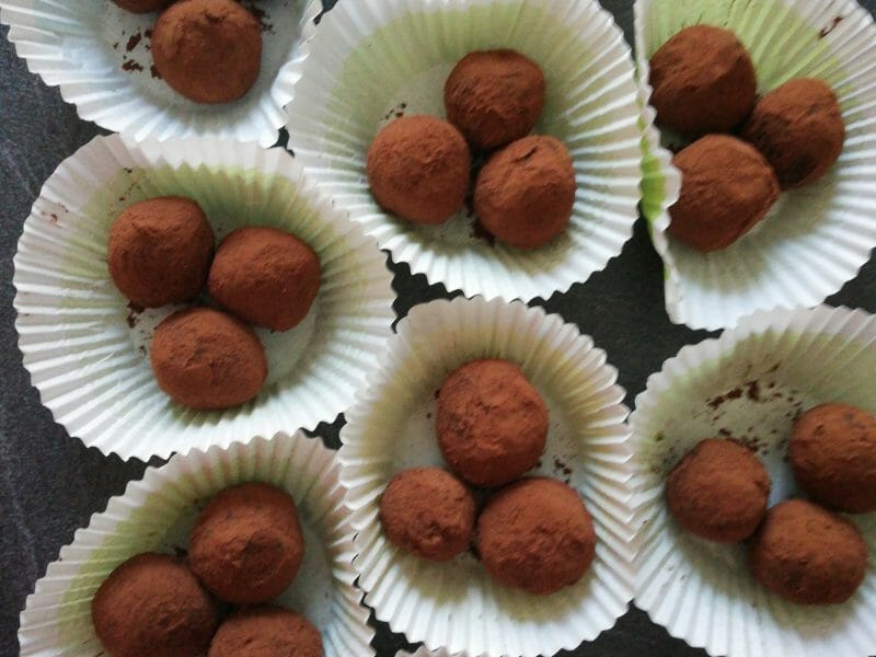 Cliquez pour zoomer ! Truffes au chocolat Thermomix par charlenalio