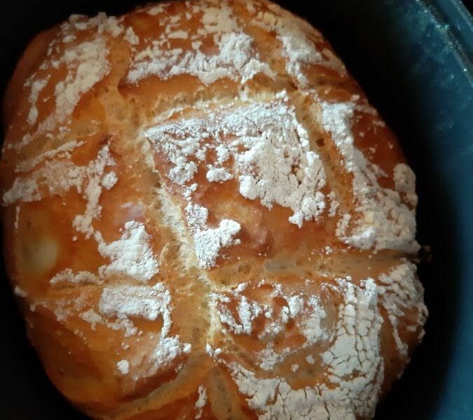 Cliquez pour zoomer ! Pain Cocotte Thermomix par Laetie78