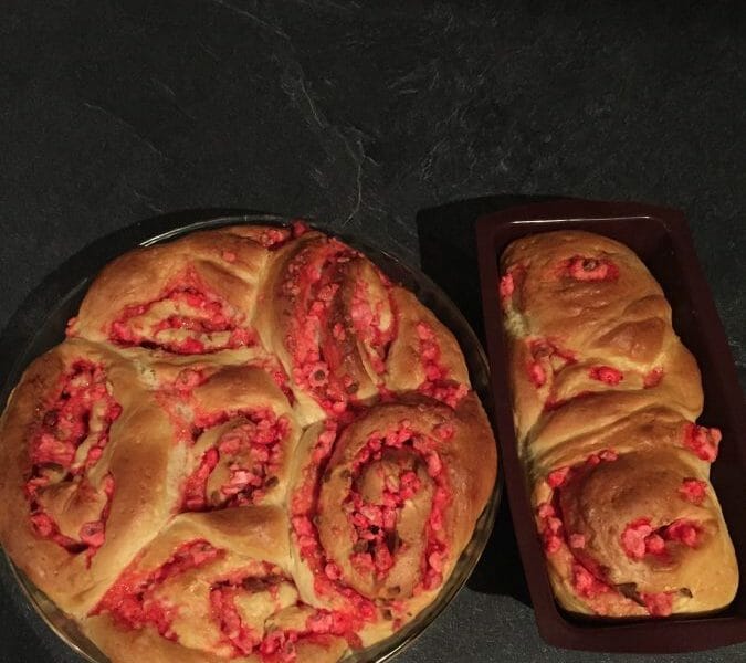 Cliquez pour zoomer ! Brioche aux pralines roses Thermomix par Julivia