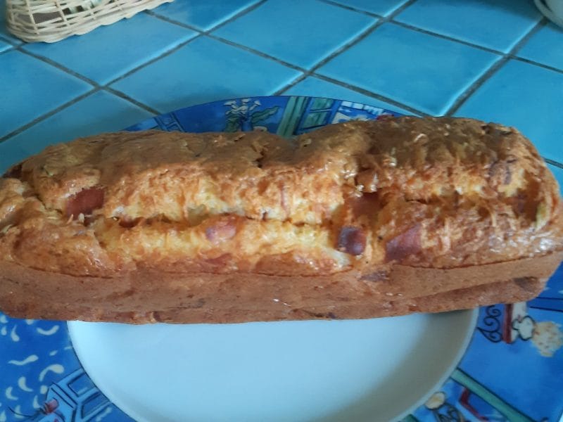 Cliquez pour zoomer ! Cake mortadelle et pistaches Thermomix par PatDomi