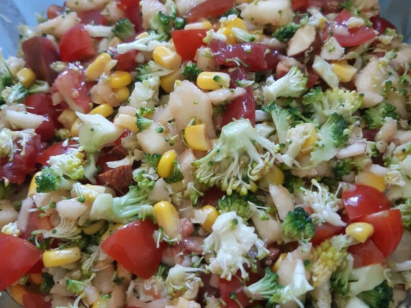 Cliquez pour zoomer ! Salade de brocolis Thermomix par PatDomi