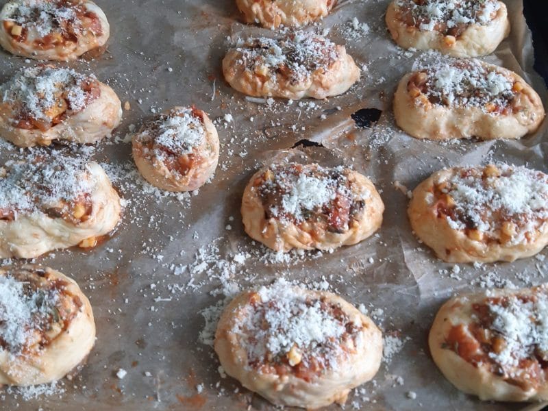 Cliquez pour zoomer ! Pizza rolls jambon champignons Thermomix par PatDomi