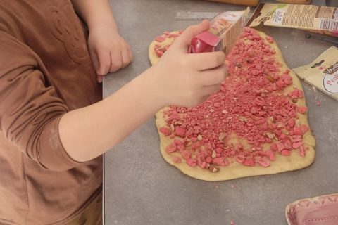 Cliquez pour zoomer ! Brioche aux pralines roses Thermomix par cindy731