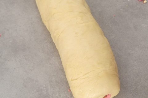 Cliquez pour zoomer ! Brioche aux pralines roses Thermomix par cindy731