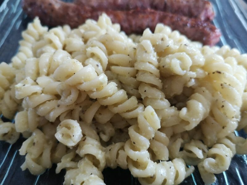 Cliquez pour zoomer ! Farfalle à la crème de courgettes Thermomix par Dans la cuisine de Manue