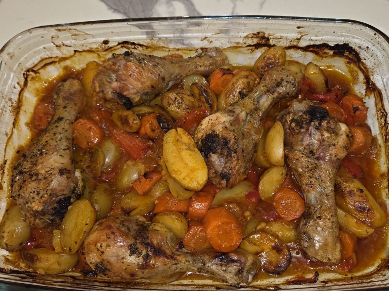 Cliquez pour zoomer ! Poulet aux pommes de terre, poivron et tomates Thermomix par latribude6