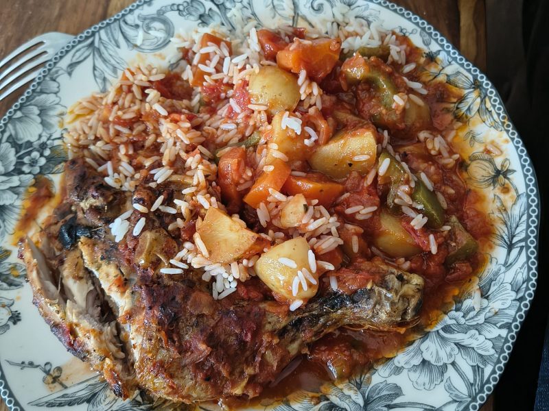 Cliquez pour zoomer ! Poulet aux pommes de terre, poivron et tomates Thermomix par smnthvlntn