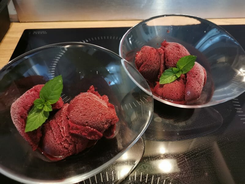 Cliquez pour zoomer ! Sorbet aux mûres Thermomix par Nathacook77