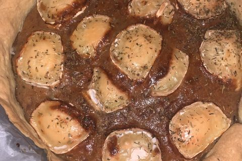 Cliquez pour zoomer ! Quiche oignons, chèvre et miel Thermomix par kimberl