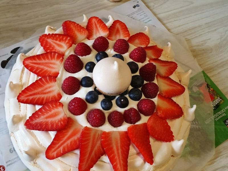 Cliquez pour zoomer ! Mini pavlova aux fraises Thermomix par titikamou