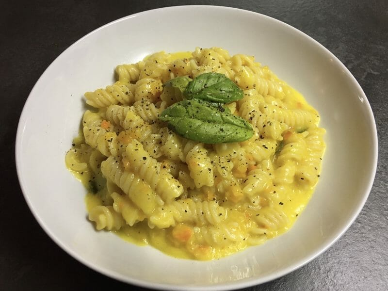 Cliquez pour zoomer ! Fusilli à la crème de potimarron et gorgonzola Thermomix par Olivier-inthemix
