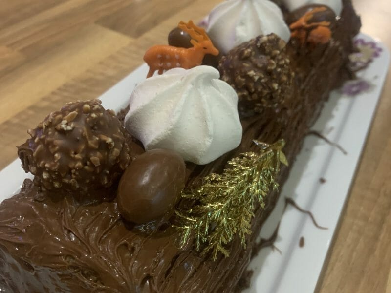 Cliquez pour zoomer ! Bûche Ferrero Rocher Thermomix par amandd