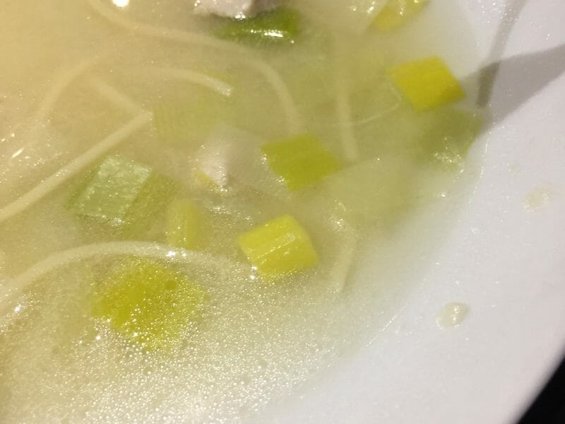 Cliquez pour zoomer ! Bouillon Chinois, poulet et poireaux Thermomix par amandd