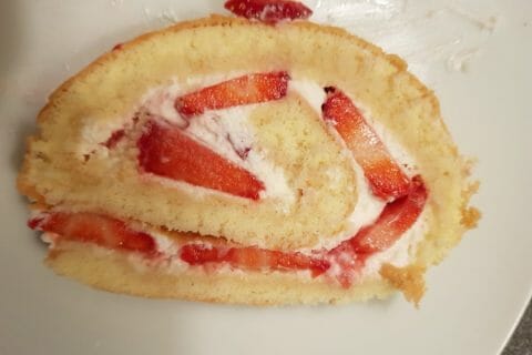 Cliquez pour zoomer ! Fraisier roulé Thermomix par alexplumett