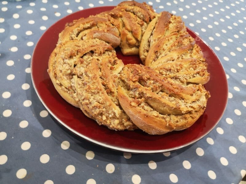 Cliquez pour zoomer ! Brioche tressée aux noisettes Thermomix par Marie-Emmanuelle