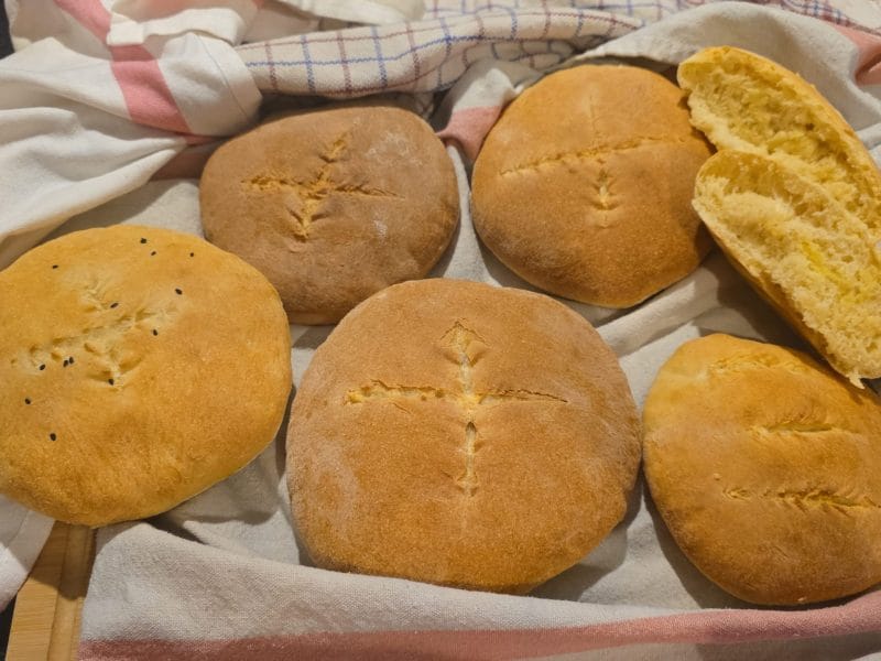 Cliquez pour zoomer ! Pains à la semoule au four Thermomix par Inda