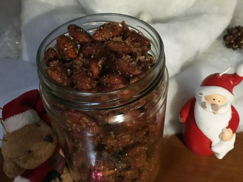 Cliquez pour zoomer ! Amandes grillées à la cannelle et au miel Thermomix par Veronique17