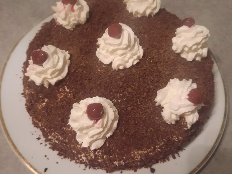 Cliquez pour zoomer ! Bûche forêt noire Thermomix par Donuts33