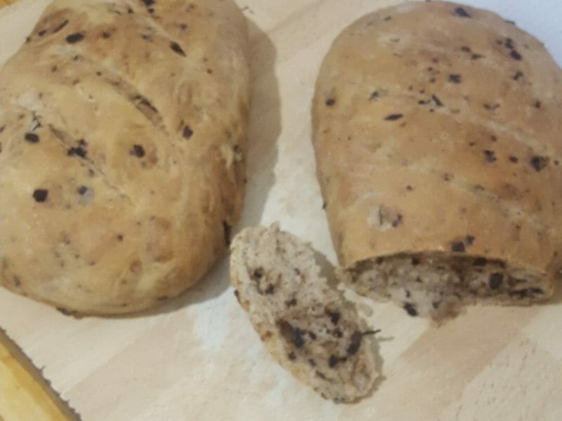 Cliquez pour zoomer ! Pain aux olives Thermomix par amina942