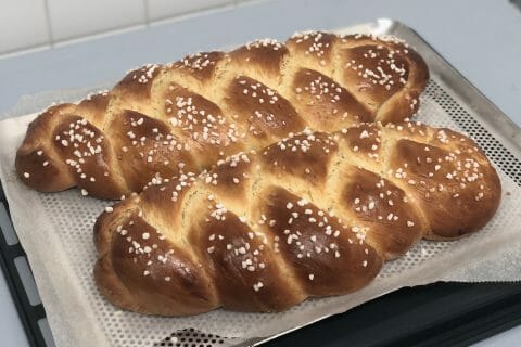 Cliquez pour zoomer ! Brioche tressée à la mie filante Thermomix par Elena_2