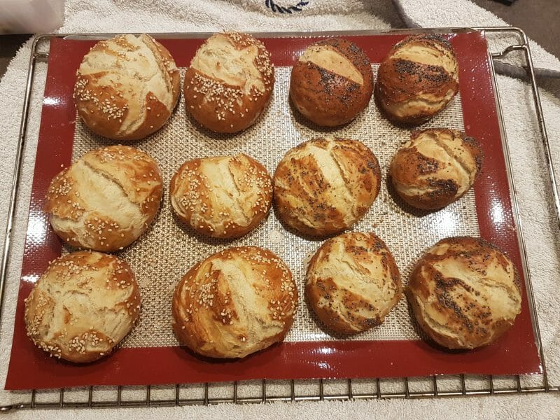 Cliquez pour zoomer ! Mauricette – Petits pains alsaciens Thermomix par Cali31