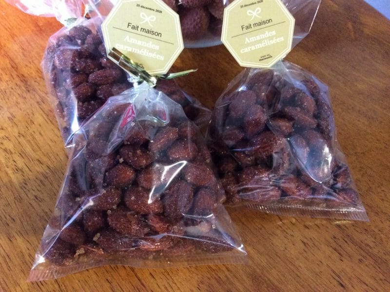 Cliquez pour zoomer ! Amandes grillées à la cannelle et au miel Thermomix par Sarah41