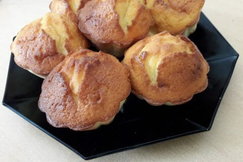 Cliquez pour zoomer ! Fondants au citron, coeur de lemon curd Thermomix par Kikine2711