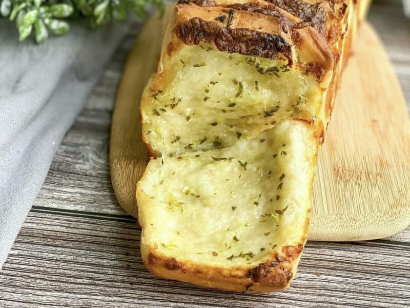 Cliquez pour zoomer ! Pain à l’ail, persil et mozzarella Thermomix par Les_gourmandises_dalicinha