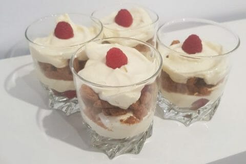Cliquez pour zoomer ! Tiramisu aux framboises et spéculoos Thermomix par jujulevis