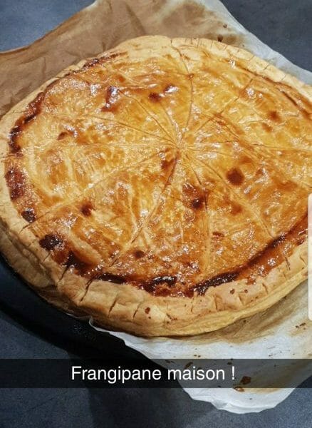 Cliquez pour zoomer ! Galette des rois à la frangipane Thermomix par Pamela_974