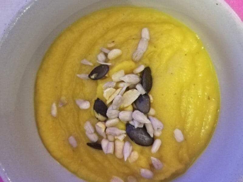 Cliquez pour zoomer ! Velouté carottes et pommes, au lait de coco Thermomix par Waldsikatze
