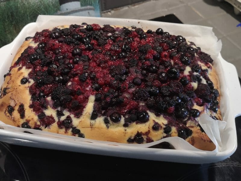 Cliquez pour zoomer ! Bublanina aux fruits rouges Thermomix par Emijucy