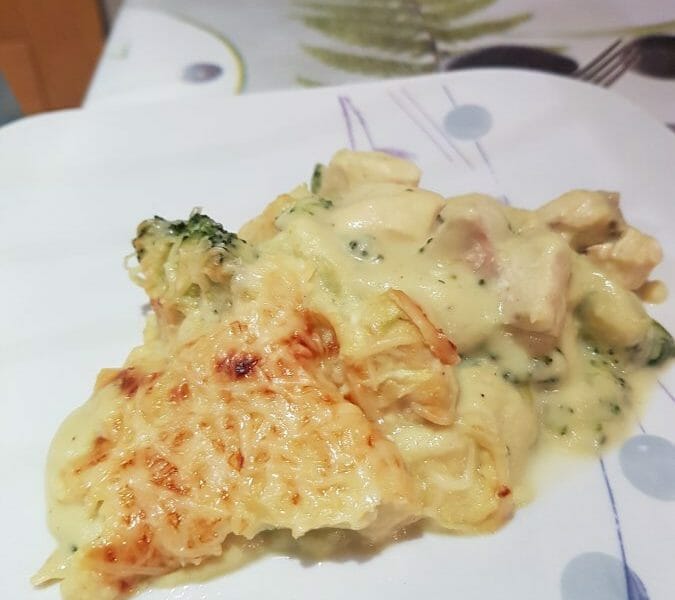 Cliquez pour zoomer ! Gratin de poulet et brocolis Thermomix par bledina13