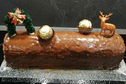 Cliquez pour zoomer ! Bûche Ferrero Rocher Thermomix par Prisca