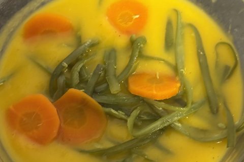 Cliquez pour zoomer ! Soupe haricots verts et carottes Thermomix par Sandrine
